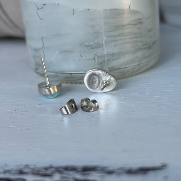 Laramar and Sterling Silver Teardrop Stud Earrings - Picture 4 of 8